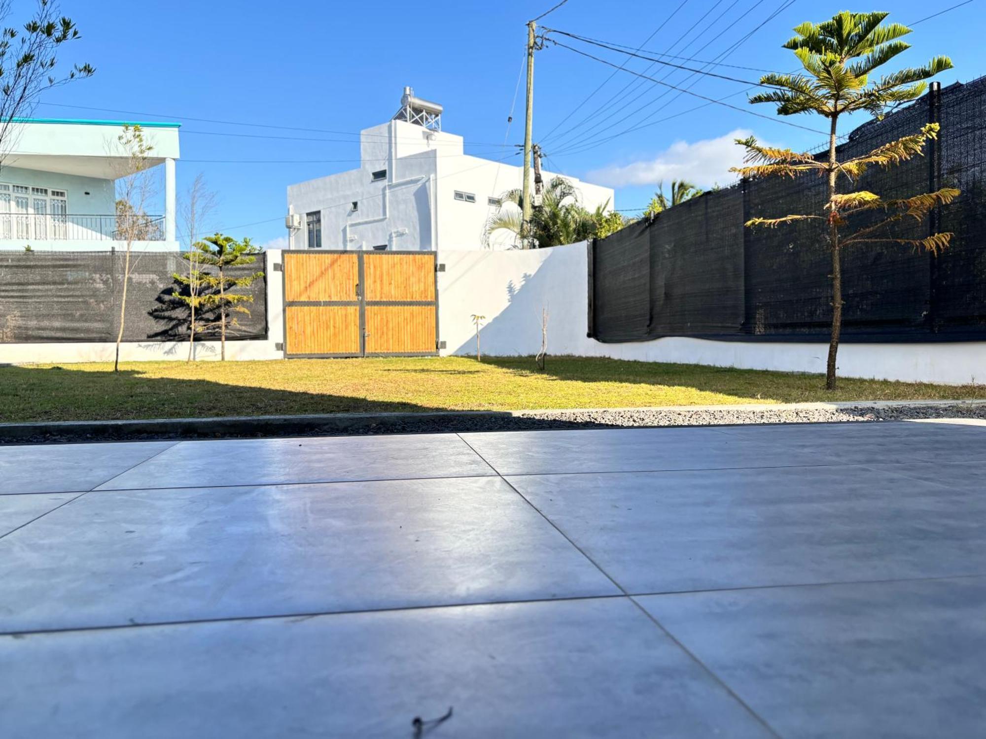 Maison Mont Choisy - One Or Two Bedrooms Apartment Trou aux Biches